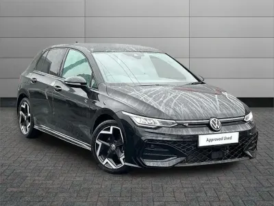 Used VW Golf VIII R-line 147 HP (108 kW) 2025 Black Hatchback