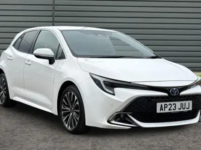 Used Toyota Corolla Design 140 HP (102 kW) 2026 Hatchback