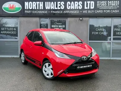 Used Toyota Aygo X-play 69 HP (50 kW) 2016 Red Hatchback