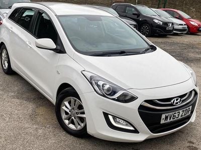 Used Hyundai i30 Active 2013 White Estate