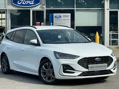 Used Ford Focus ST-Line 125 HP (91 kW) 2024 White Estate