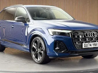 Used Audi Q7 Black Edition 286 HP (210 kW) 2025 Blue SUV