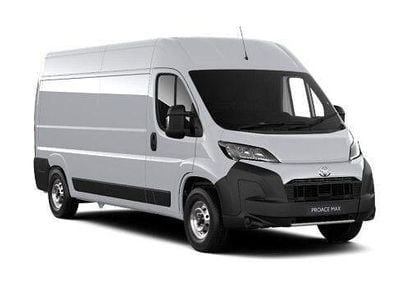 White New 2025 Toyota Proace H2 MPV | £26,995 (Fair price)