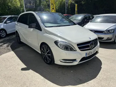 Begagnad Mercedes B180