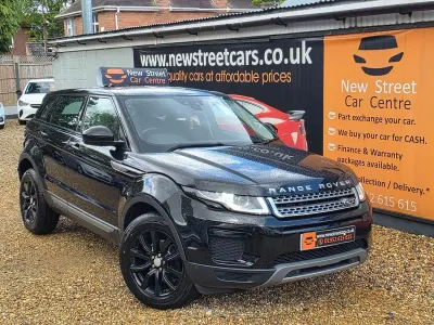 Begagnad Land Rover Range Rover evoque SE 150 HK (110 kW) 2017 Svart Kombi
