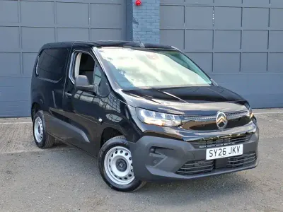 New Citroën Berlingo 100 HP (73 kW) 2026 Black MPV