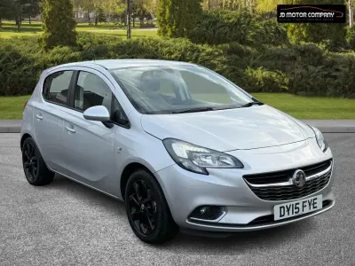 Używany Vauxhall Corsa SRi 2015 Srebrny Hatchback