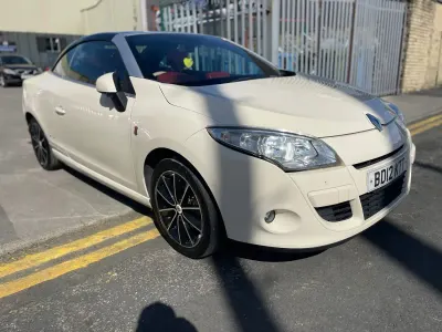Used Renault Mégane Cabriolet Floride 128 HP (94 kW) 2012 Cream Cabriolet