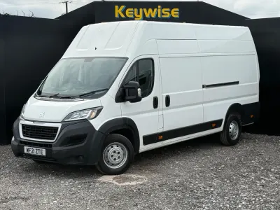 Used Peugeot Boxer S 140 HP (102 kW) 2021 White Van