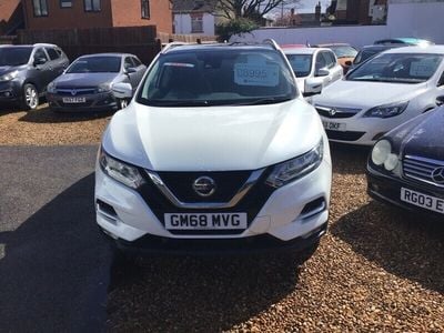 Used Nissan Qashqai N-Connecta 2019 White SUV