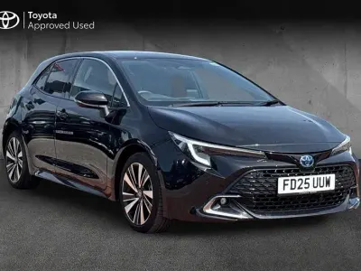 Used Toyota Corolla Design 140 HP (102 kW) 2025 Black Hatchback