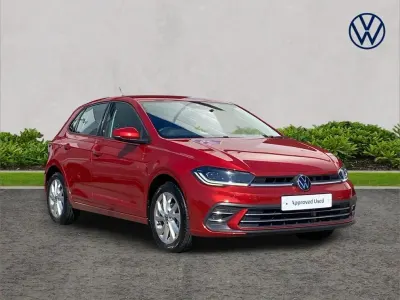 Used VW Polo Style 95 HP (69 kW) 2023 Red Hatchback