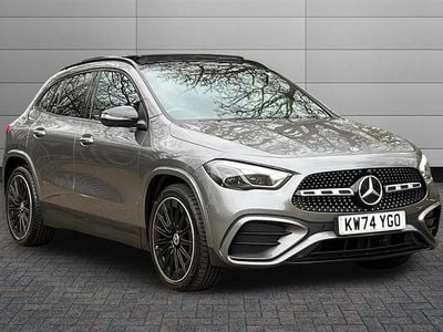 Usado Mercedes GLA200 AMG Line Premium Plus 163 HP (119 kW) 2025 Cinzento SUV
