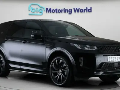Second-hand Land Rover Discovery Sport SE Dynamic 309 CP (227 kW) 2023 Negru SUV