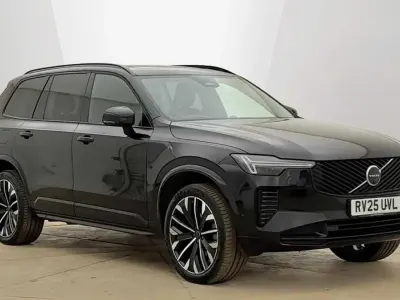 Usado Volvo XC90 Ultra 247 HP (181 kW) 2025 Preto SUV
