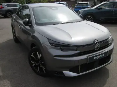 Begagnad Citroën e-C4 114 kW (156 HK) 2026 Halvkombi