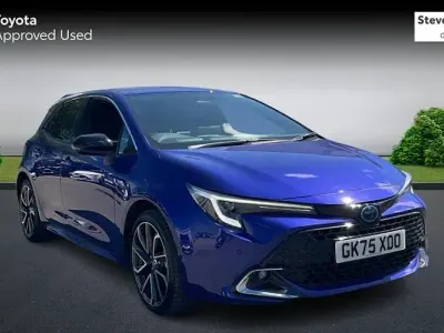 Used Toyota Corolla 140 HP (102 kW) 2025 Blue Hatchback