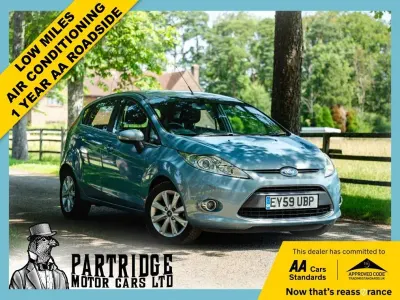 Used Ford Fiesta Zetec 2009 Blue Hatchback