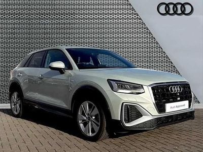 Usado Audi Q2 S-Line 147 CV (108 kW) 2023 Plateado SUV