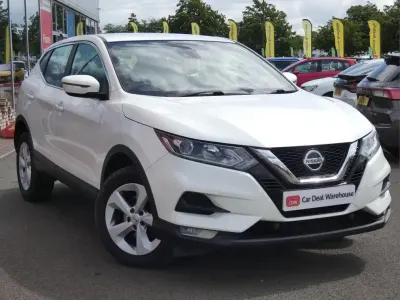 Used Nissan Qashqai Acenta Premium 160 HP (117 kW) 2020 White SUV