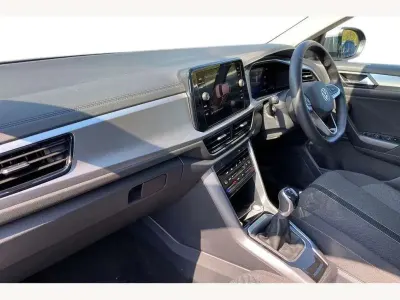 Used VW T-Roc Match 150 HP (110 kW) 2025 Silver SUV