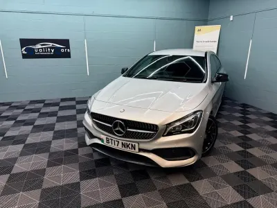 Begagnad Mercedes CLA220 Shooting Brake AMG line 177 HK (130 kW) 2017 Silver Kombi
