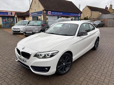 White Used 2018 BMW 218 Sport Line Coupe | £9,499 (Fair price)