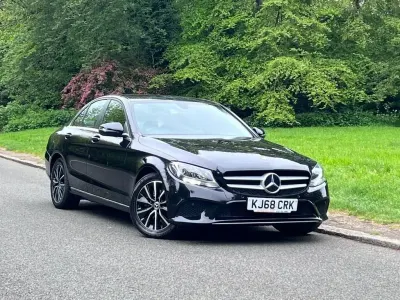 Second-hand Mercedes C220 SE 194 CP (142 kW) 2018 Negru Berlinǎ