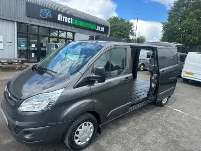 Usado Ford Transit Custom Trend 125 CV (91 kW) 2015 Gris Van