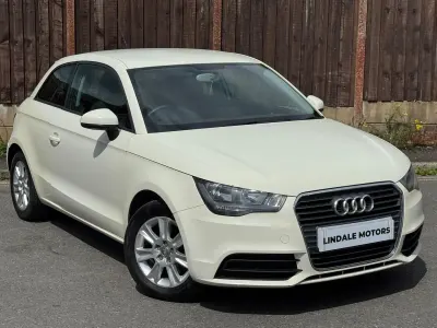 Used Audi A1 Design 103 HP (75 kW) 2011 White Hatchback
