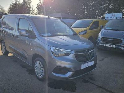 Used Vauxhall Combo Sportive 100 HP (73 kW) 2019 Grey MPV