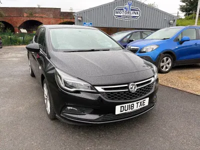 Used Vauxhall Astra Design Edition 125 HP (91 kW) 2018 Black Hatchback