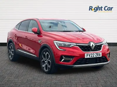 Used Renault Arkana Version S 142 HP (104 kW) 2022 Flame red  SUV
