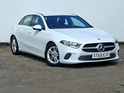 Used Mercedes A180 SE 136 HP (100 kW) 2019 White Hatchback