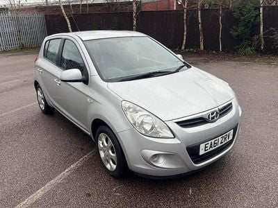 Silver Used 2011 Hyundai i20 Comfort Hatchback | £1,295 (A bit pricey)