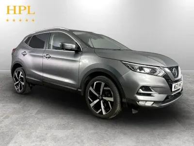 Begagnad Nissan Qashqai N-Motion 140 HK (102 kW) 2021 Grå SUV