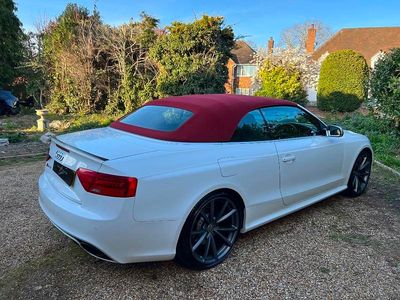 Used Audi RS5 Exclusive 450 HP (330 kW) 2013 White Cabriolet