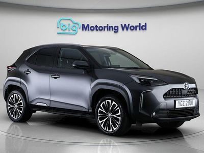 Used Toyota Yaris Hybrid 114 HP (83 kW) 2022 Grey Hatchback