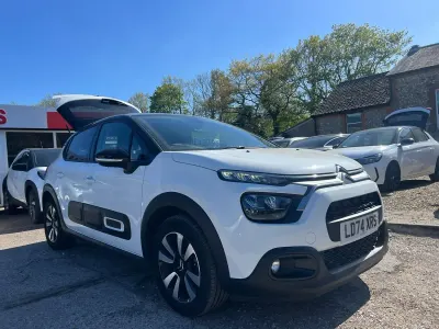 Used Citroën C3 PureTech 110 HP (80 kW) 2024 White Hatchback