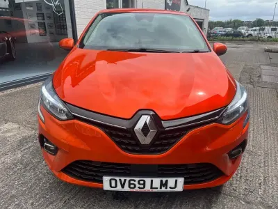Used Renault Clio Iconic 2019 Orange Hatchback