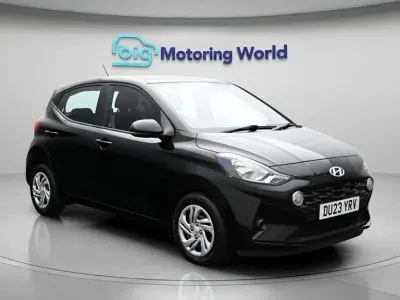 Używany Hyundai i10 SE 67 KM (49 kW) 2023 Czarny Hatchback