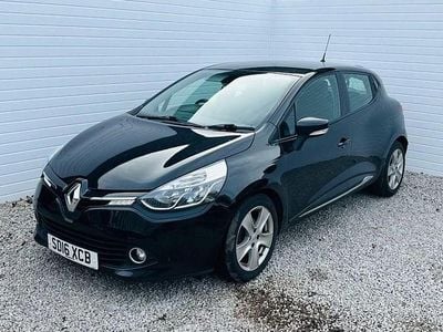 Used Renault Clio IV Dynamique 90 HP (66 kW) 2016 Black Hatchback