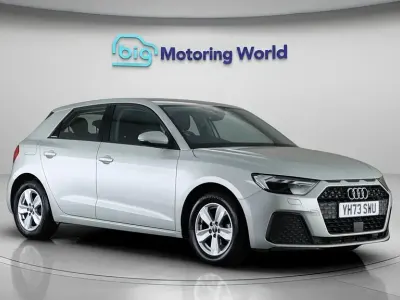 Usado Audi A1 Sportback 95 CV (69 kW) 2023 Plateado Utilitario