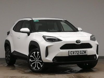 Used Toyota Yaris Hybrid Design 116 HP (85 kW) 2022 White Estate