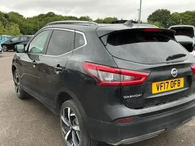 Used Nissan Qashqai Tekna 130 HP (95 kW) 2017 Black SUV