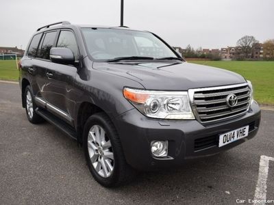 Used Toyota Land Cruiser 272 HP (200 kW) 2014 SUV