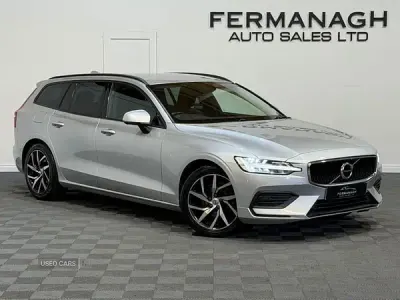 Used Volvo V60 Momentum 187 HP (137 kW) 2020 Silver Estate