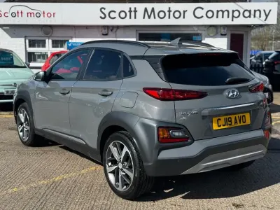 Second-hand Hyundai Kona Premium SE 120 CP (88 kW) 2019 Gri SUV