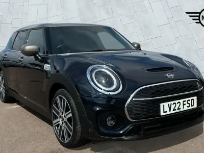 Used Mini Cooper S Clubman Comfort 176 HP (129 kW) 2022 Black Estate