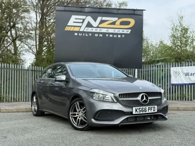 Begagnad Mercedes A180 AMG line 2016 Grå Halvkombi